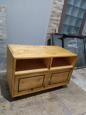 meja tv minimalis